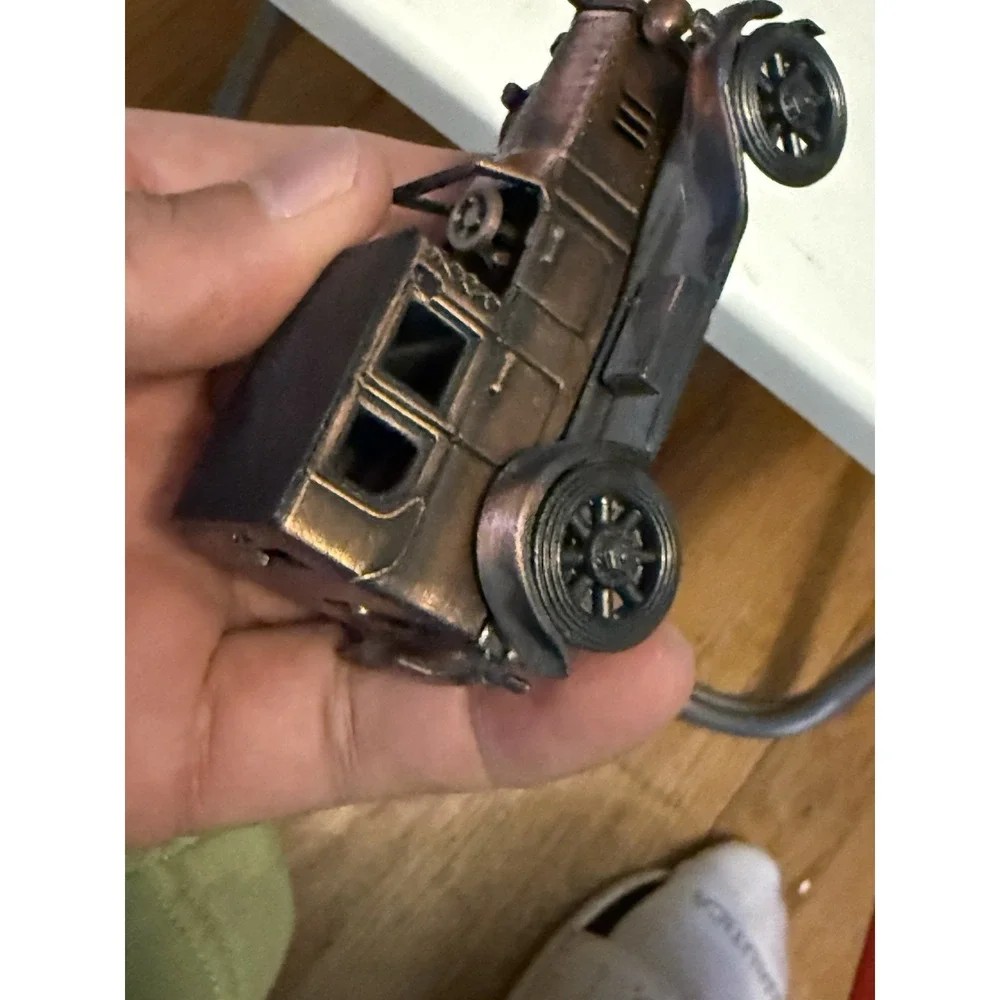 VINTAGE PENCIL SHARPENER DIE CAST METAL CLASSIC  CAR